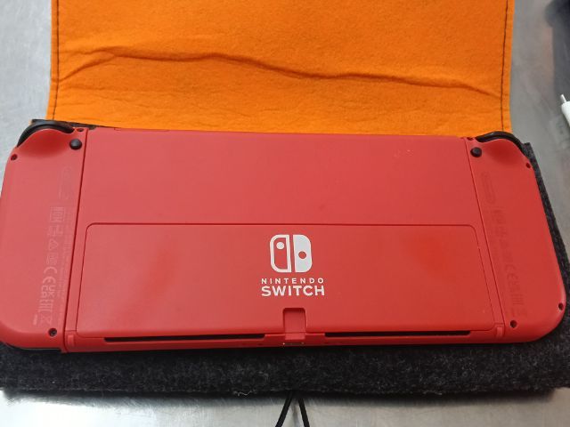 Nintendo switch oled mario กล่องครบอุปกรณ์ครบ รูปที่ 4