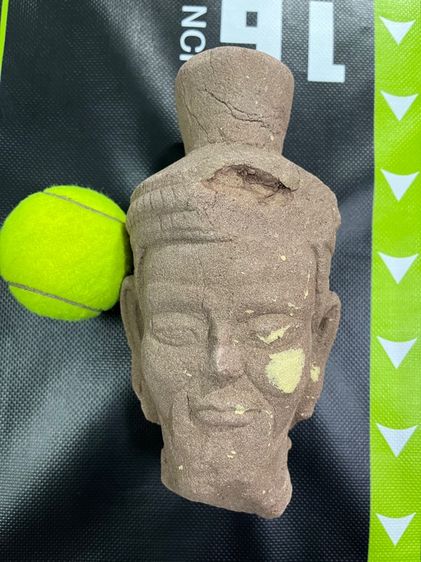 เศียรหินทรายตกแต่ง รูปที่ 9