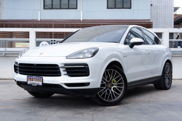 รถ Porsche Cayenne 3.0 E-Hybrid Coupé 4WD สี ขาว