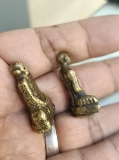 หลวงพ่อพรหม วัดช่องแค
หลวงพ่อเดิม วัดหนองโพธิ์
 รูปที่ 5