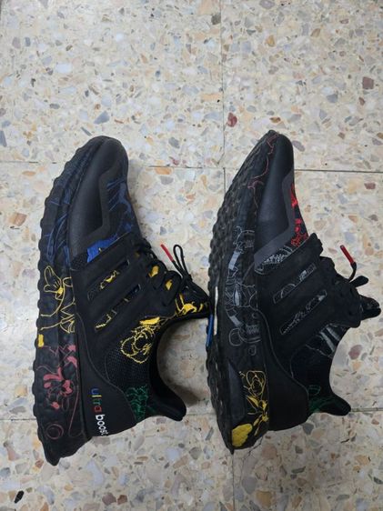 รองเท้าผ้าใบ ดำ ผ้า UK 5.5 | EU 38 2/3 | US 7 ขาย adidas Ultraboost 4.0 x Mickey Mouse Pack Goofy มือสอง