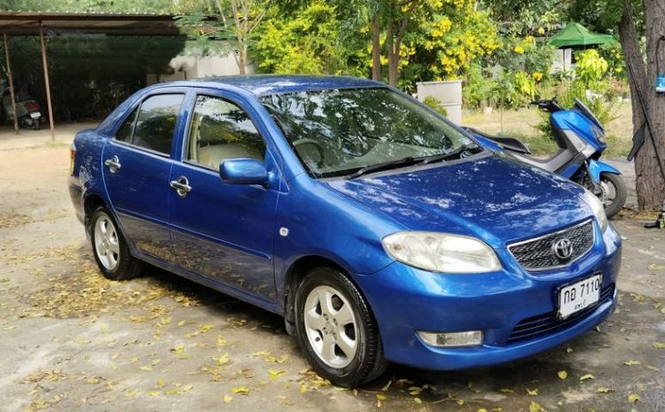 รถ Toyota Vios 1.5 E สี ฟ้า
