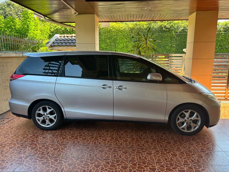 รถ Toyota Estima 2.4 G สี เทา
