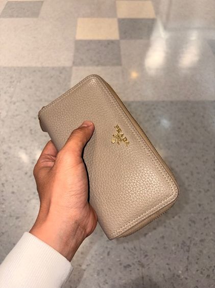 PRADA Wallet รูปที่ 6