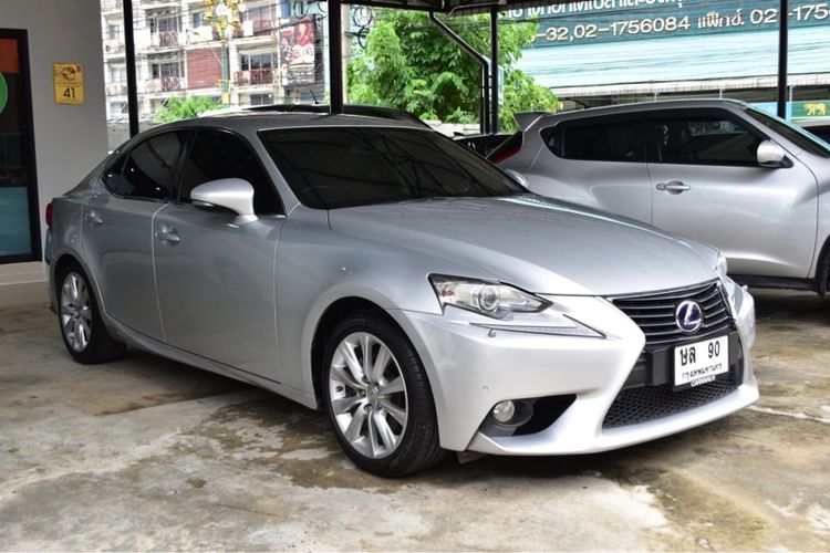 Lexus IS300h 2014 2.5 Luxury Sedan ไฮบริด ไม่ติดแก๊ส เกียร์อัตโนมัติ เทา รูปที่ 4