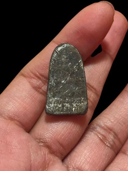 หลวงปู่ทวดเก่า เนื้อตะกั่วไม่ทราบที่ รูปที่ 3