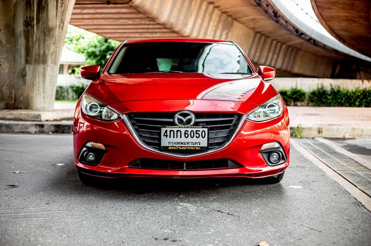 Mazda Mazda3 2015 2.0 C Sedan เบนซิน เกียร์อัตโนมัติ แดง รูปที่ 4