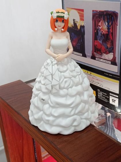 โมเดลงานแท้ ชุดแต่งงานสาวแฝด 5 รูปที่ 3