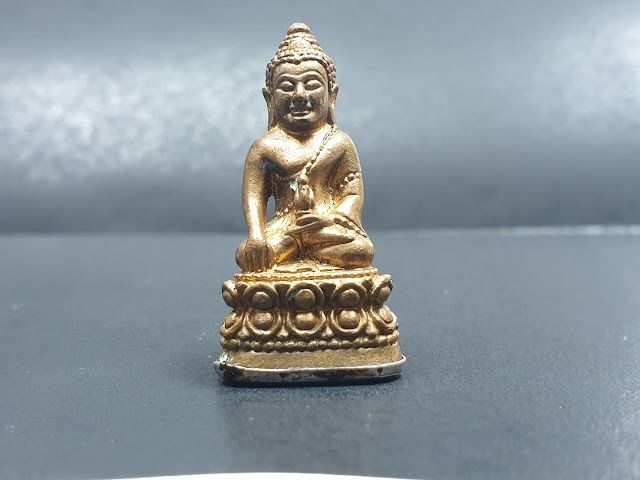  พระกริ่งหลวงปู่เฮง คังคะสุวัณโณ เนื้อนวะ ก้นเนื้อเงิน  รูปที่ 2