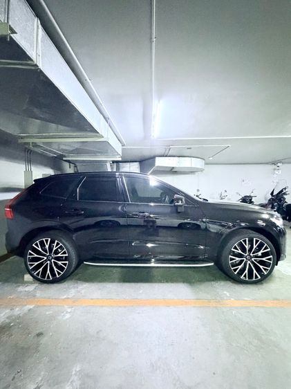 Volvo XC60 2023 2.0 Ultimate T8 Plug-in Hybrid AWD Utility-car ปลั๊กอินไฮบริด (PHEV) เกียร์อัตโนมัติ ดำ รูปที่ 4