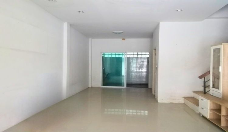 ทาวน์โฮม 2 ชั้น ม.อาร์เคปาร์ค ถ.หทัยราษฎร์ บางชัน คลองสามวา กรุงเทพฯ รูปที่ 2