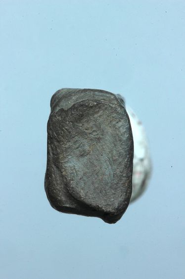 พระรอดลำพูนสวยๆค่ะเก่าค่ะ รูปที่ 5