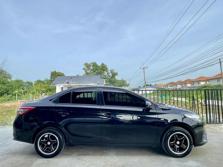 Toyota Vios 2013 1.5 J Sedan เบนซิน ไม่ติดแก๊ส เกียร์อัตโนมัติ ดำ รูปที่ 4