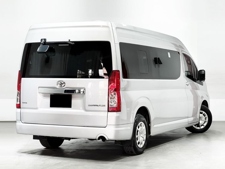 Toyota Commuter 2019 2.8 Van ดีเซล เกียร์อัตโนมัติ บรอนซ์เงิน รูปที่ 4