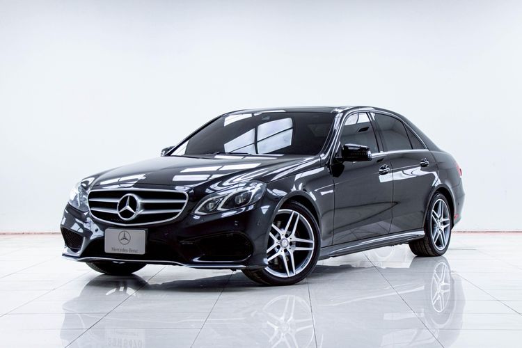 รถ Mercedes-Benz E-Class E300 สี ดำ