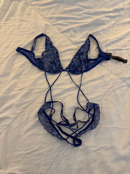 Victoria's Secret Very Sexy Butterfly Embroidery Strappy Crotchless Teddy ไซร์  XS สถาพนางฟ้า รูปที่ 2