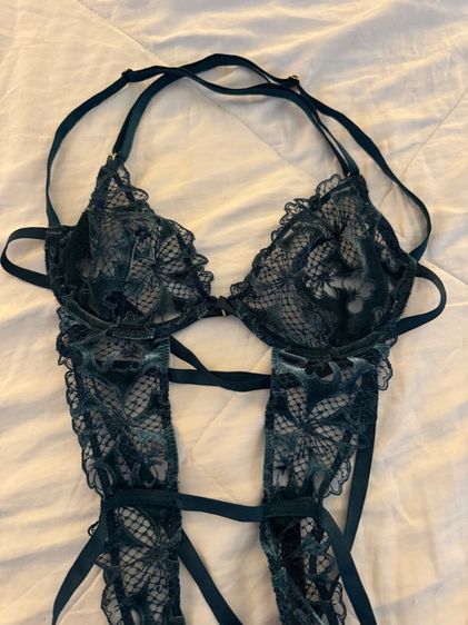 Black Ivy Green Unlined Bodysuit  Victoria's Secret ไซร้ S สภาพนางฟ้า รูปที่ 3