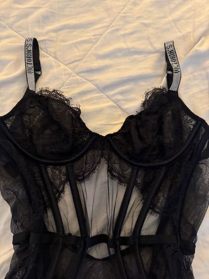 Black Demi Teddy With Shine Straps And Garters ไซร้ M สภาพนางฟ้า รูปที่ 4