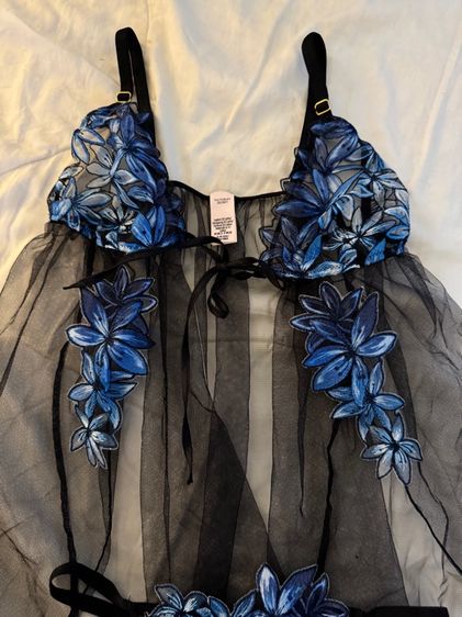 Victoria's Secret Very Sexy Ziggy Glam Floral Embroidery Flyaway Babydoll Set สภาพนางฟ้า ไซร้ S  รูปที่ 5