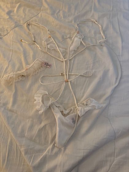 Victoria's Secret Dream Angels Ruffled Chiffon Teddy Garter Set in Coconut White สภาพนางฟ้า ไซร้ XS  รูปที่ 2