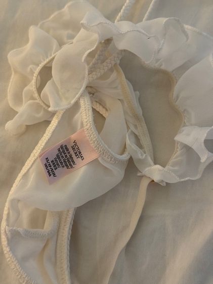 Victoria's Secret Dream Angels Ruffled Chiffon Teddy Garter Set in Coconut White สภาพนางฟ้า ไซร้ XS  รูปที่ 9