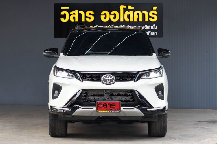Toyota Fortuner 2020 2.4 Legender Utility-car ดีเซล ไม่ติดแก๊ส เกียร์อัตโนมัติ ขาว รูปที่ 2