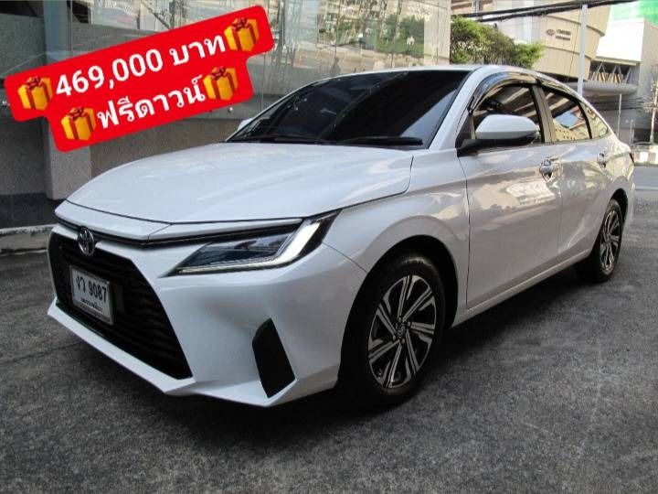 Toyota Yaris ATIV 2024 1.2 Smart Sedan เบนซิน ไม่ติดแก๊ส เกียร์อัตโนมัติ ขาว