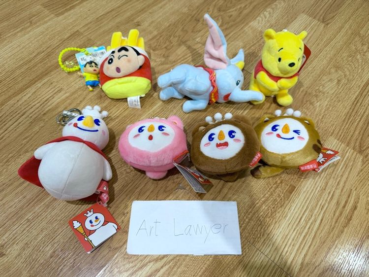 ขายเหมาพวงกุญแจงานลิขสิทธิ์แท้ มือ2