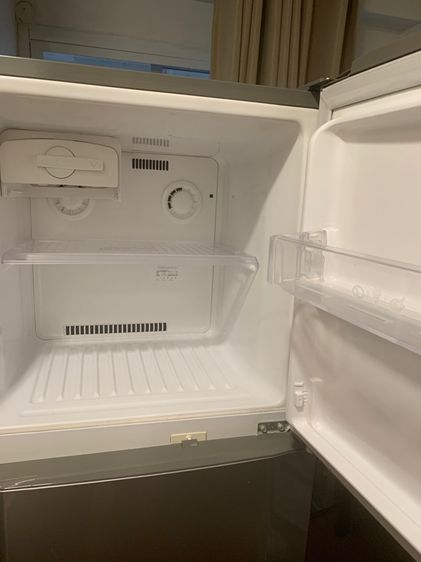 ตู้ เย็น lg 8.4 คิว GN-V292RLC มือ2  รูปที่ 5