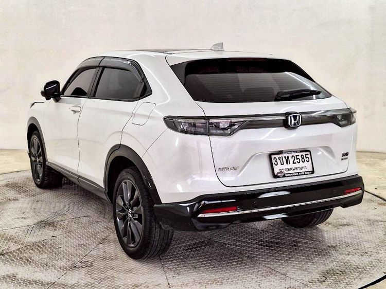 Honda HR-V 2022 1.8 RS Utility-car เบนซิน ไม่ติดแก๊ส เกียร์อัตโนมัติ ขาว รูปที่ 4