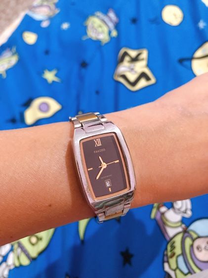 เงิน นาฬิกาข้อมือผู้หญิง สวยๆ