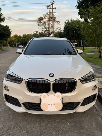 รถ BMW X1 2.0 sDrive20d M Sport สี ขาว