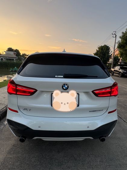 BMW X1 2020 2.0 sDrive20d M Sport Utility-car ดีเซล ไม่ติดแก๊ส เกียร์อัตโนมัติ ขาว รูปที่ 2