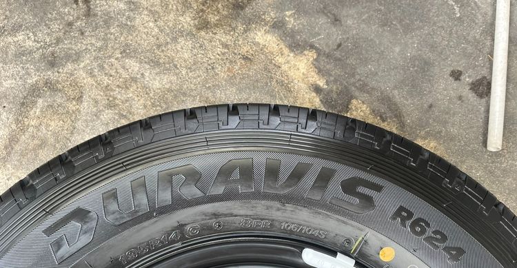 ✨ยางใหม่ป้ายแดง✨195R14 Bridgestone💥ปลายปี25💥เหมาะสำหรับ รถกระบะบรรทุกตัวเตี้ย รูปที่ 3