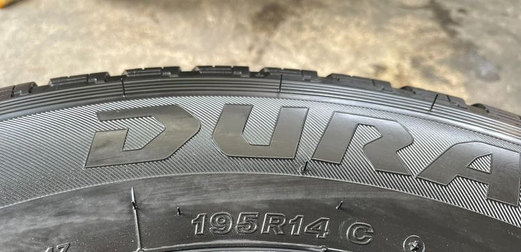 ✨ยางใหม่ป้ายแดง✨195R14 Bridgestone💥ปลายปี25💥เหมาะสำหรับ รถกระบะบรรทุกตัวเตี้ย รูปที่ 4