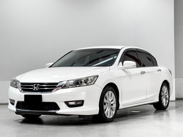 Honda Accord 2015 2.0 EL Sedan เบนซิน เกียร์อัตโนมัติ ขาว
