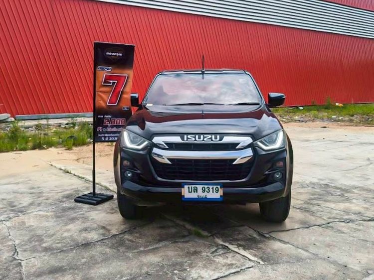 Isuzu D-MAX 2019 1.9 Hi-Lander L Pickup ดีเซล ไม่ติดแก๊ส เกียร์ธรรมดา ดำ รูปที่ 2