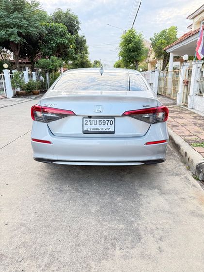 Honda Civic 2022 1.5 Turbo Sedan เบนซิน ไม่ติดแก๊ส เกียร์อัตโนมัติ เงิน รูปที่ 3