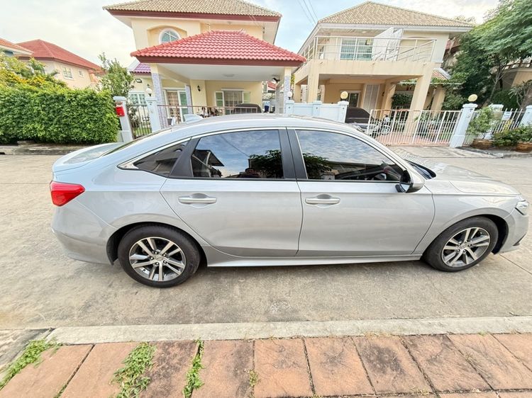 Honda Civic 2022 1.5 Turbo Sedan เบนซิน ไม่ติดแก๊ส เกียร์อัตโนมัติ เงิน รูปที่ 2