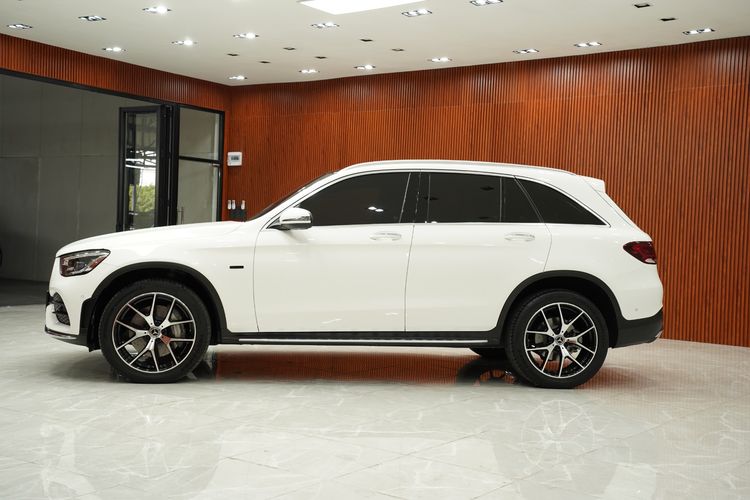 Mercedes-Benz GLC-Class 2022 GLC300 Utility-car ไฮบริด เกียร์อัตโนมัติ ขาว รูปที่ 4