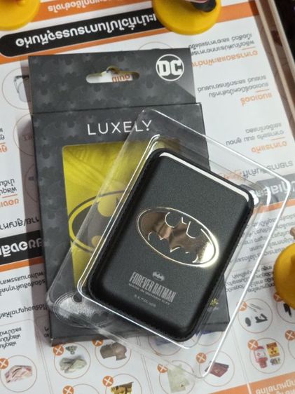 กระเป๋าแม่เหล็กติดโทรศัพท์ของแท้ แบรนด์Luxely Wagnetic Wallet ลายForever Batman สวยงาม ดูเท่มากๆ ไร้รอย สภาพคือเหมือนมือ1ครับ สนใจทักมาครับ รูปที่ 3