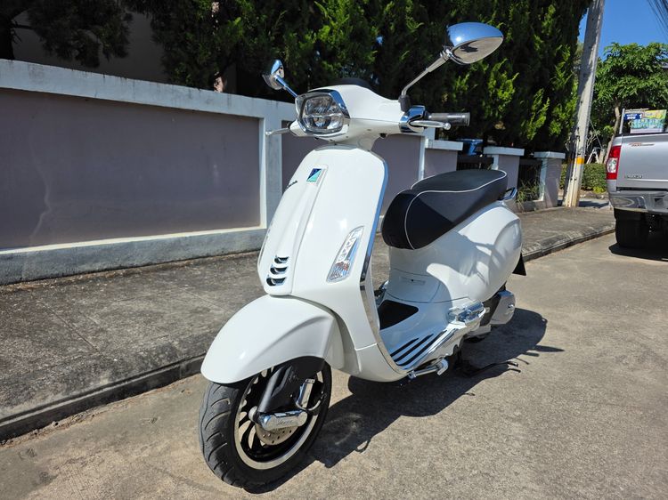 Vespa sprint i-get ABS 150 ปี 2023