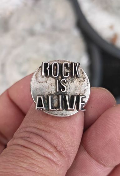 แหวนเงินแท้​ Rock​ is alive งานนอก​ สวยๆมันส์ๆ​ ราคาแบ่งปันครับ รูปที่ 2