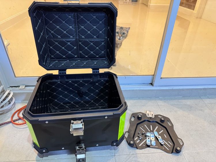 กล่องใส่ท้ายมอเตอร์ไซค์ รูปที่ 3