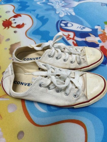 รองเท้า CONAVERSE มือสอง