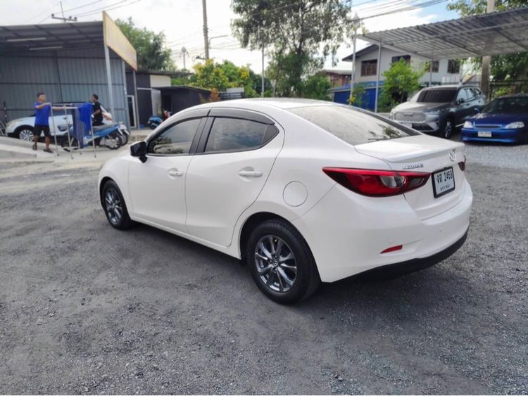 Mazda Mazda 2 2019 1.3 High Connect Sedan เบนซิน ไม่ติดแก๊ส เกียร์อัตโนมัติ ขาว รูปที่ 2