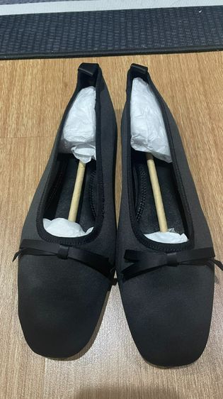 อื่นๆ รองเท้าส้นแบน ผ้า UK 6 | EU 39 1/3 | US 7.5 ดำ ขายรองเท้า Flat shoes ballet HM ใหม่