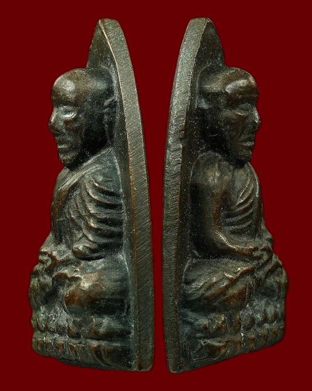 หลวงพ่อทวดวัดช้างให้ เตารีดปั๊มซ้ำพิมพ์A เนื้อโลหะผสม ปี 2505 รูปที่ 3