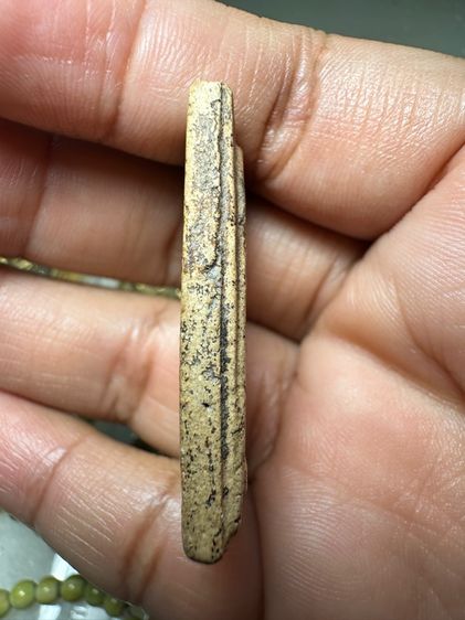 พระสมเด็จตลับทองเหลืองชุบทองงานแกะมือค่ะ รูปที่ 4