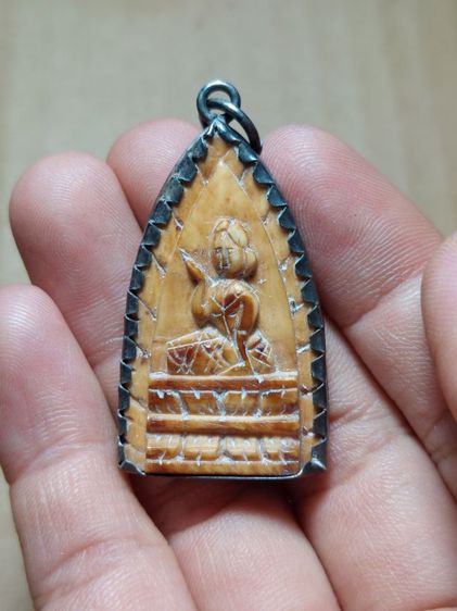 เครื่องรางนางกวักหลวงพ่อเดิมงานสิ่วเลี่ยมเงินแท้ รูปที่ 4